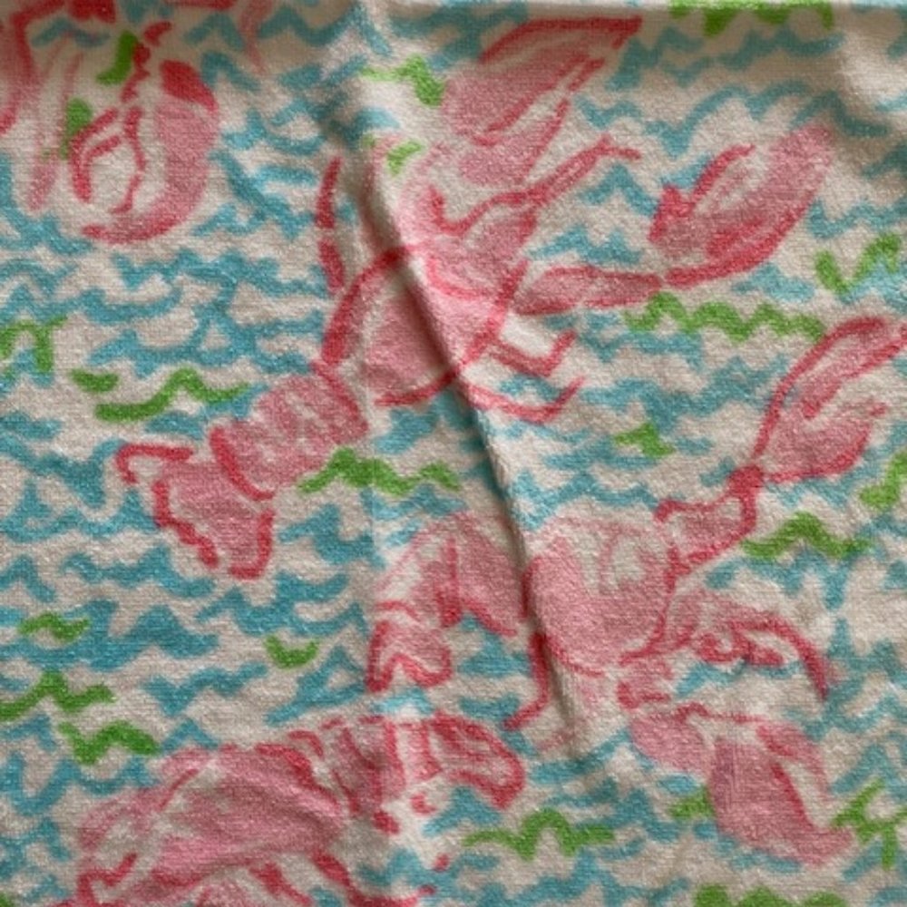 3 pieces of Lilly Pulitzer Lobstah Roll beach Towels - Picture 4 of 6